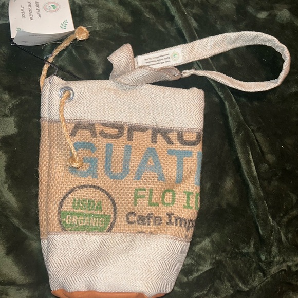 New upcycled tote bag. Canvas and mixed materials. - Picture 1 of 5